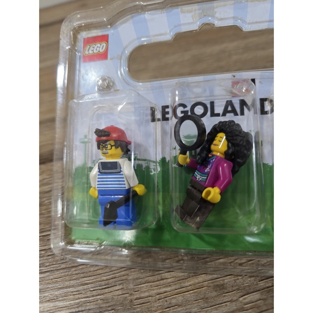 Lego 853607 Legoland Minifigures Set Of 3 - Picture 2 of 5